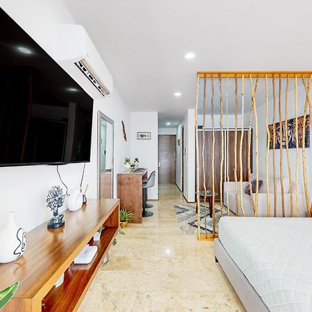 فندق Menesse Midtown 2 Unit 208 بلايا ديل كارمن المظهر الخارجي الصورة
